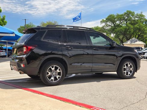 Certified 2023 Honda Passport TrailSport image 3