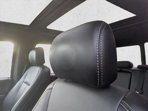 Used 2020 Ford F150 Lariat w/ Equipment Group 502A Luxury image 14