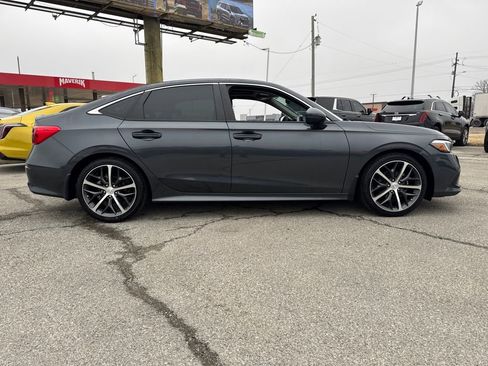 Used 2024 Honda Civic Touring image 9