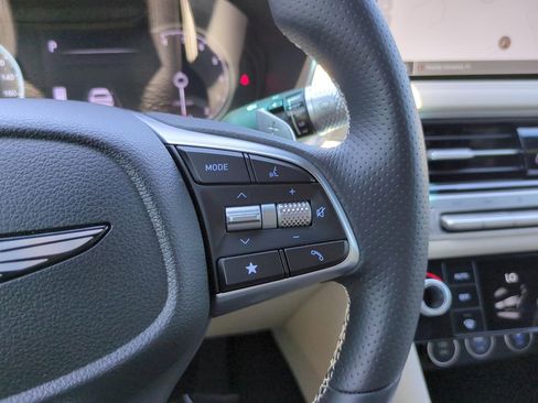 Used 2026 Genesis G70 2.5T RWD image 20