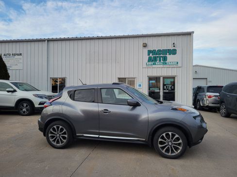 Used 2017 Nissan Juke SL image 8