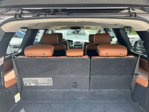 Used 2022 Toyota Sequoia Platinum AWD/4WD image 16