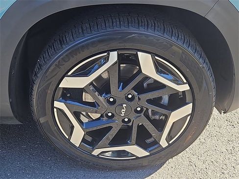 Certified 2024 Kia Seltos SX image 10