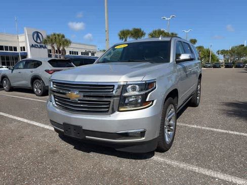 Used 2019 Chevrolet Tahoe Premier w/ Premier Plus Edition RWD image 3