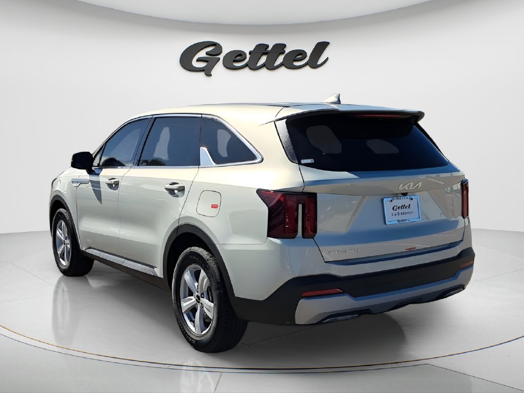 Used 2026 Kia Sorento LX FWD image 7