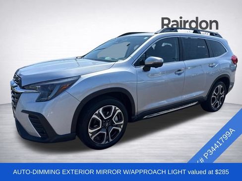 Used 2023 Subaru Ascent Limited w/ Technology Package AWD/4WD image 3