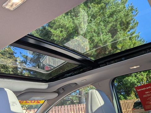 Certified 2025 Nissan Murano SL image 19