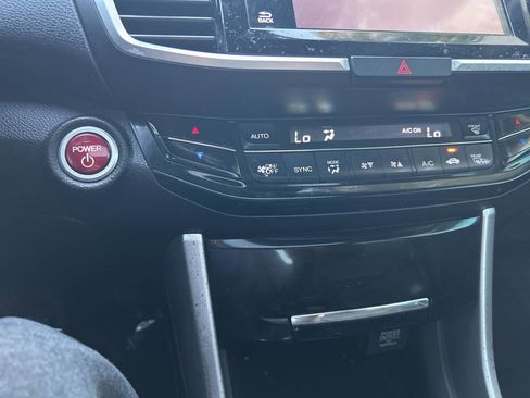 Used 2017 Honda Accord EX-L image 35