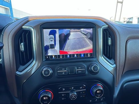 Certified 2021 Chevrolet Silverado 1500 High Country w/ Technology Package image 30