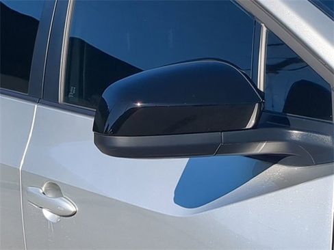 Used 2025 Toyota bZ4X AWD image 12