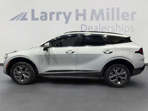 Used 2023 Kia Sportage SX FWD image 2