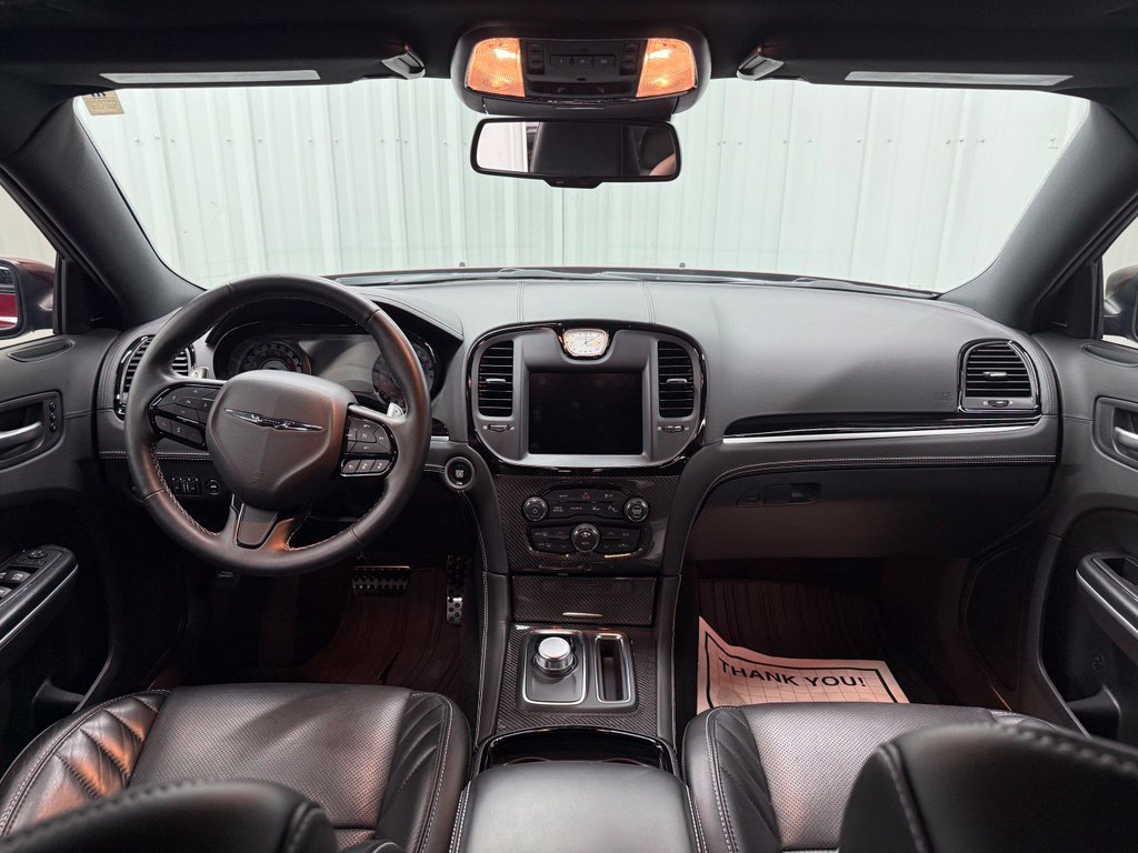 Used 2023 Chrysler 300 C RWD image 15