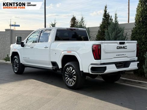 Used 2025 GMC Sierra 3500 Denali Ultimate image 6