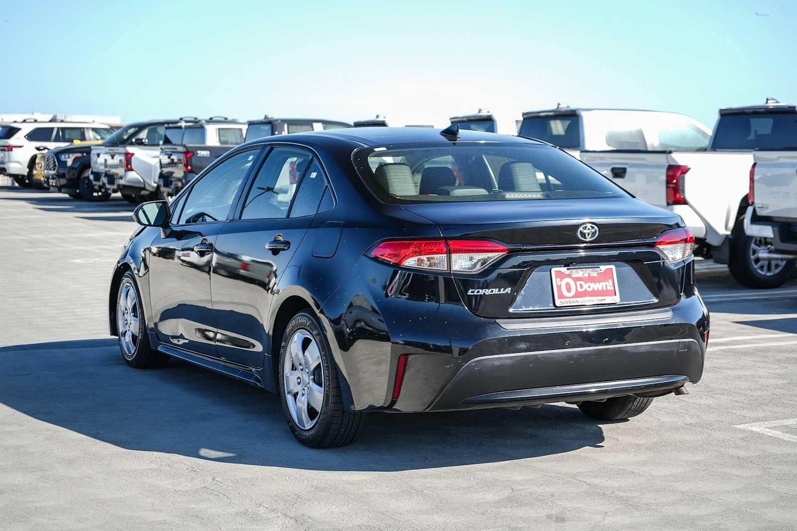 Used 2020 Toyota Corolla LE FWD image 7