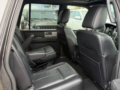 Used 2017 Ford Expedition EL Limited w/ Equipment Group 301A AWD/4WD image 10