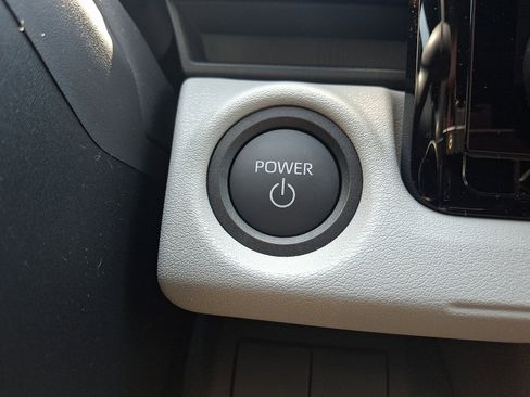 New 2026 Subaru Uncharted AWD image 14