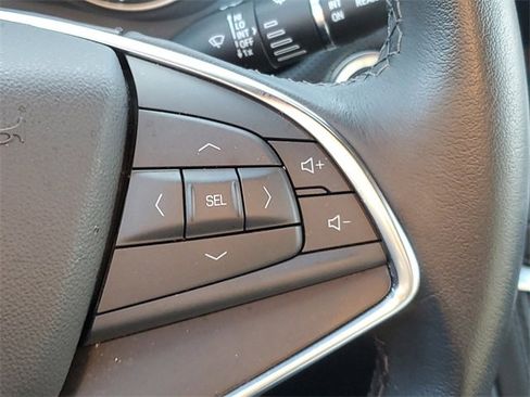 Certified 2023 Cadillac XT5 Luxury w/ LPO, Floor Liner Package image 19