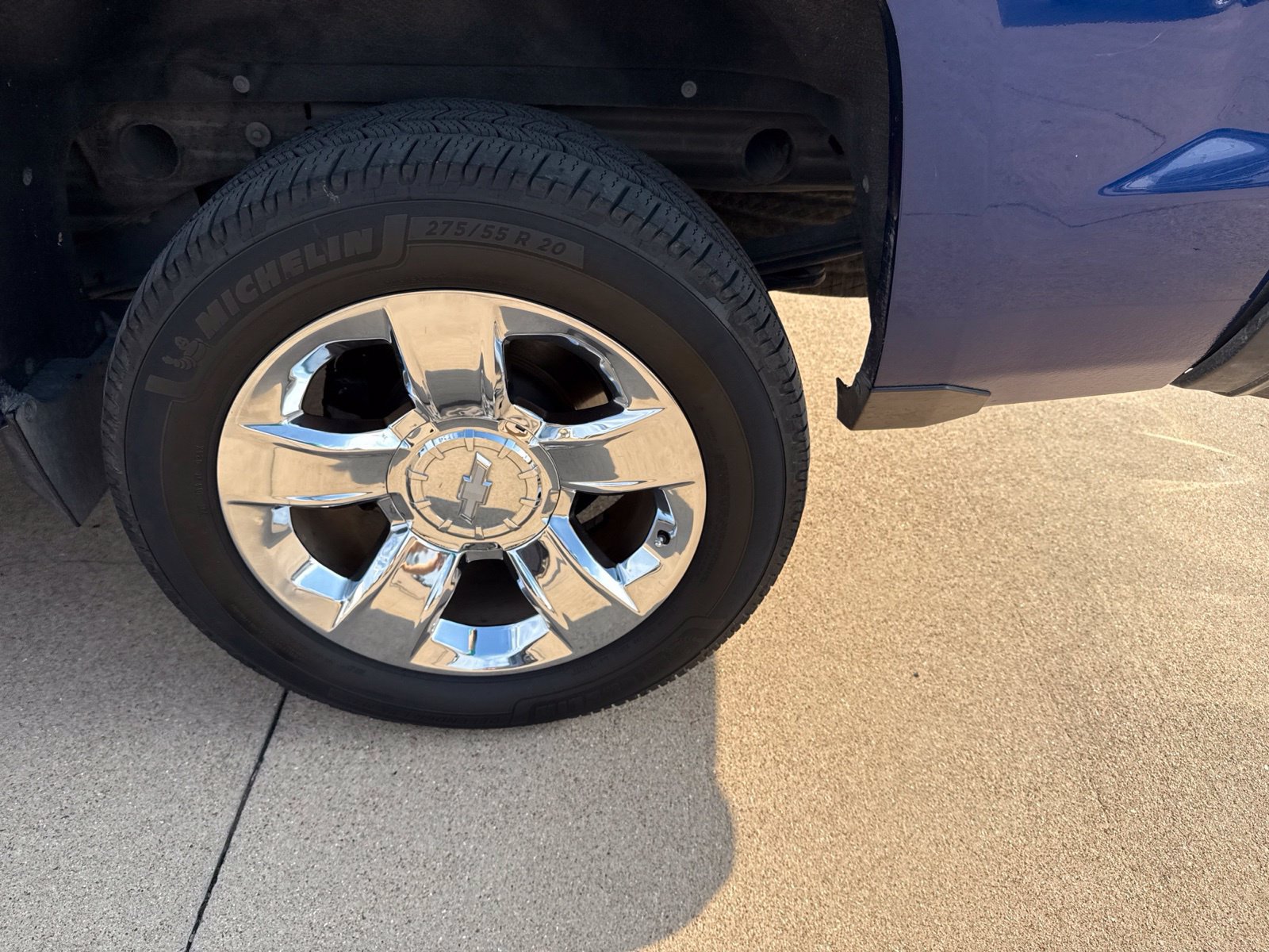 Used 2014 Chevrolet Silverado 1500 LTZ w/ LTZ Plus Package AWD/4WD image 12