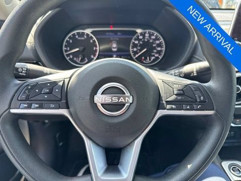 Used 2024 Nissan Sentra SV FWD image 19