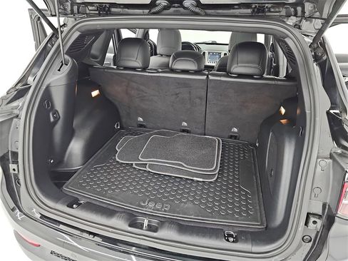 Used 2021 Jeep Compass 80th Special Edition w/ Sun and Sound Group image 21