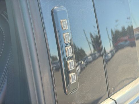 Used 2019 Ford F150 Lariat AWD/4WD image 32
