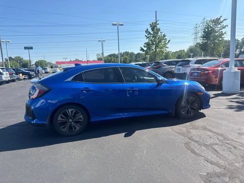 Used 2018 Honda Civic EX image 7