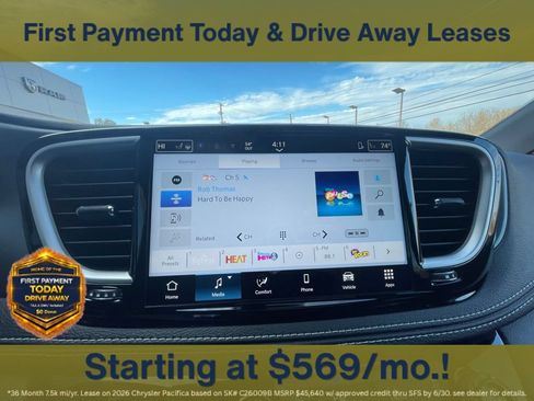 New 2026 Chrysler Pacifica Select FWD image 22