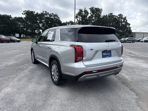 Certified 2023 Hyundai Palisade SE w/ Cargo Package AWD/4WD image 6
