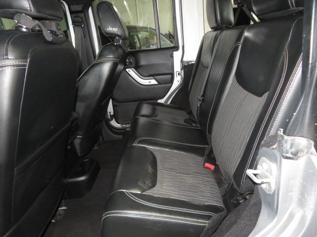 Used 2015 Jeep Wrangler Unlimited Sport AWD/4WD image 22