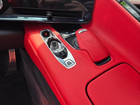 Used 2024 Chevrolet Corvette Stingray Preferred Conv w/ Z51 Performance Package RWD image 24