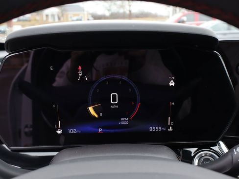 Used 2025 Chevrolet Trax RS w/ Sunroof Package image 15