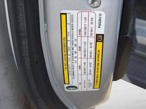 Used 2023 Jeep Wrangler Sport AWD/4WD image 15