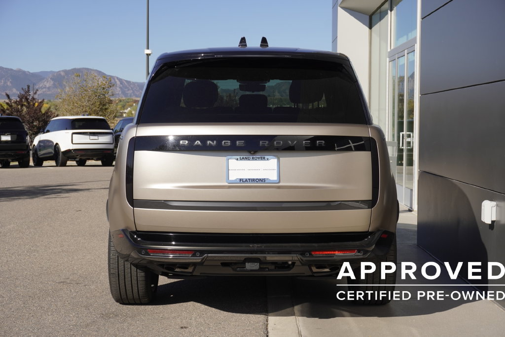 Used 2026 Land Rover Range Rover SE AWD/4WD image 6