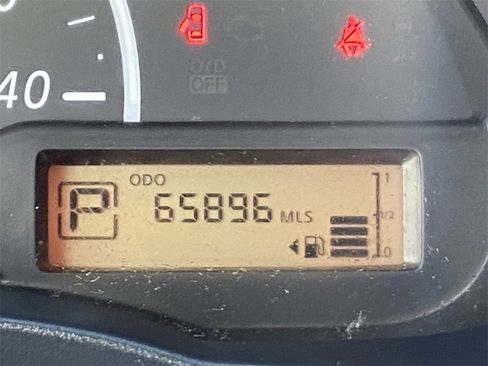 Used 2018 Nissan Versa S Plus image 33