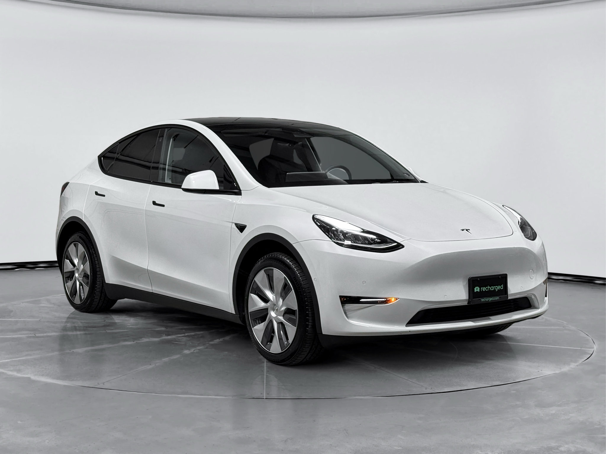 Used 2022 Tesla Model Y Long Range AWD/4WD image 4