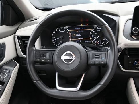 Used 2023 Nissan Rogue SL AWD/4WD image 15
