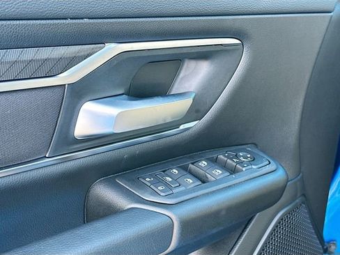 New 2026 RAM 1500 4x4 Crew Cab image 13