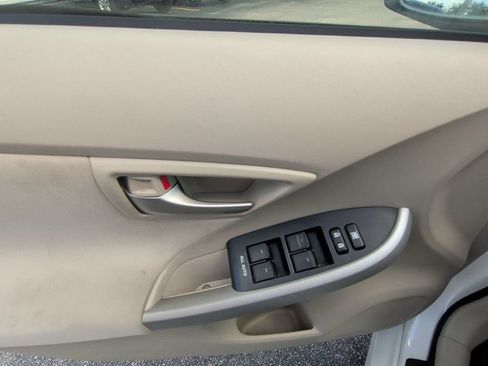 Used 2012 Toyota Prius Three FWD image 12