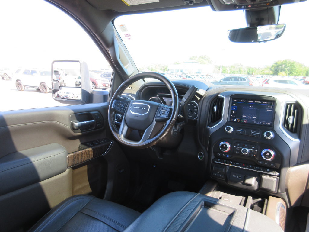 Used 2022 GMC Sierra 3500 Denali w/ Denali Ultimate Package AWD/4WD image 30