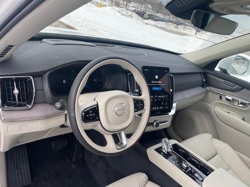 New 2026 Volvo XC90 B6 Ultra w/ Protection Package image 10