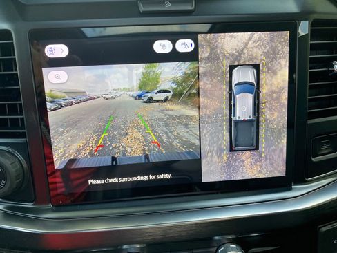 New 2026 Ford F350 Lariat w/ Black Appearance Package image 15