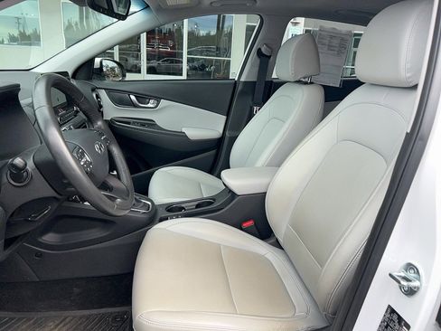 Used 2023 Hyundai Kona Limited image 15