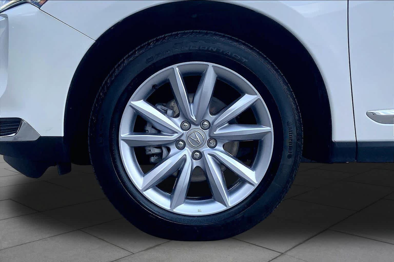 Used 2024 Acura RDX SH-AWD image 11
