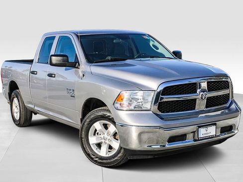 Used 2024 RAM 1500 Classic SLT image 2