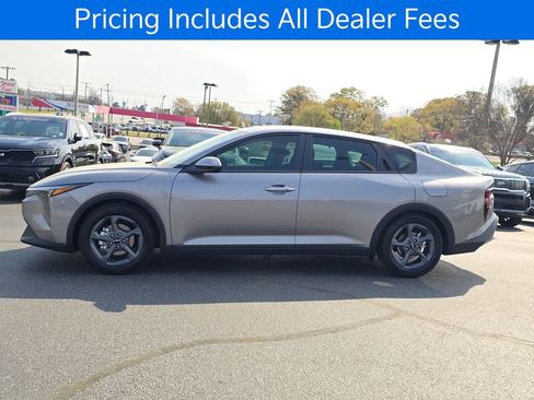 New 2026 Kia K4 FWD image 6