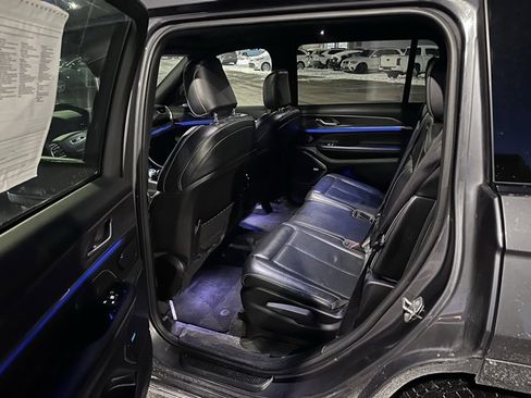 Used 2021 Jeep Grand Cherokee L Overland image 11