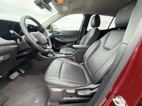 Used 2024 Buick Encore GX Sport Touring AWD/4WD image 13