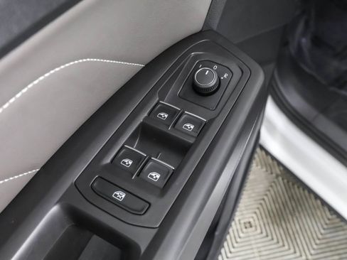 Certified 2023 Volkswagen Atlas SE image 33