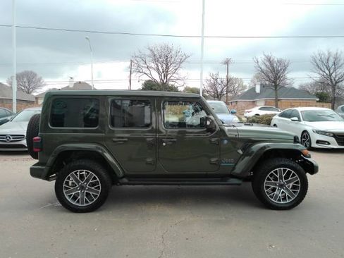 Used 2024 Jeep Wrangler High Altitude image 5