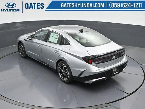 New 2025 Hyundai Sonata SEL image 48